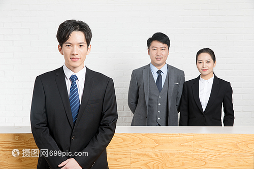 商務(wù)人士前臺服務(wù)